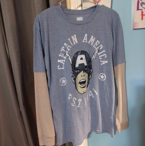 Captain America graphic long sleeve